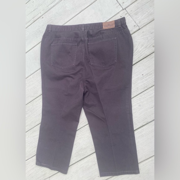Lauren Jean Co. Ralph Lauren - Woman’s brown high rise crop jeans, Size: 16 - Picture 2 of 6